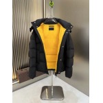 2025年10月22日秋冬入荷新作Pradaダウンジャケット高品質 人気商品/DD工場