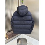 2025年10月22日秋冬入荷新作Pradaダウンジャケット高品質 人気商品/DD工場