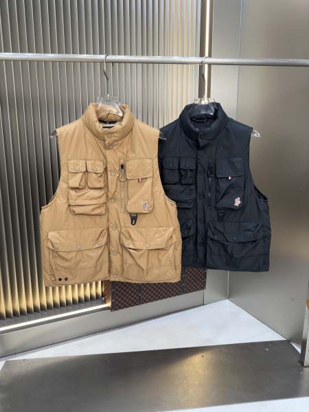 2025年10月22日秋冬入荷新作MONCLERダウンジャケ...