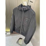 2025年10月23日秋冬入荷新作Pradaジャケット高品質 人気商品/DD工場