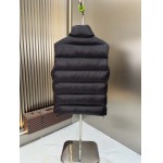 2025年10月23日秋冬入荷新作Pradaダウンジャケット高品質 人気商品/DD工場