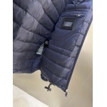 2025年10月23日秋冬入荷新作Pradaダウンジャケット高品質 人気商品/DD工場