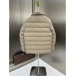 2025年10月23日秋冬入荷新作Pradaダウンジャケット高品質 人気商品/DD工場