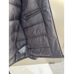 2025年10月23日秋冬入荷新作Pradaダウンジャケット高品質 人気商品/DD工場