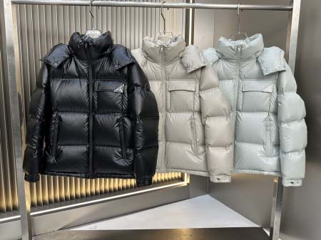 2025年10月23日秋冬入荷新作Pradaダウンジャケット...