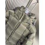 2025年10月23日秋冬入荷新作Burberryダウンジャケット高品質 人気商品/DD工場
