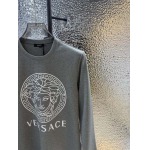 2025年10月26日入荷秋冬新作Versace長袖 Tシャツ高級品/MP工場
