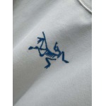 2025年10月26日入荷秋冬新作ARCTERYX半袖Tシャツ高級品/MP工場