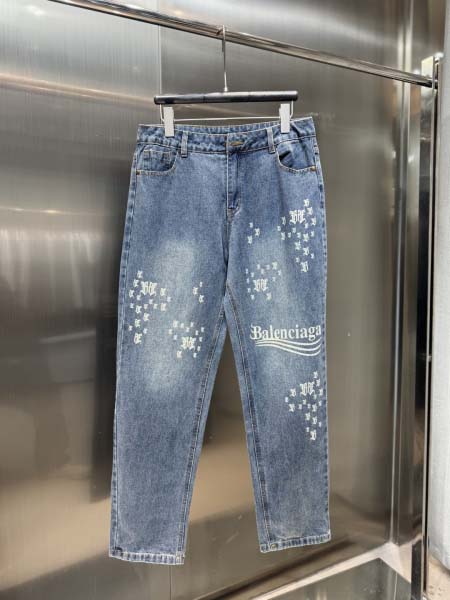 2025年10月26日入荷秋冬新作Balenciagaジーパ...