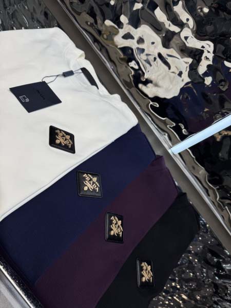 2025年10月26日入荷秋冬新作Prada同じデザインで長...