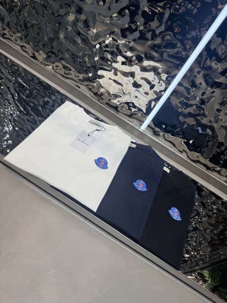 2025年10月26日入荷秋冬新作MONCLER半袖Tシャツ...