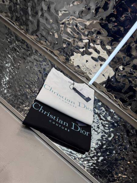 2025年10月26日入荷秋冬新作Dior半袖Tシャツ高級品...