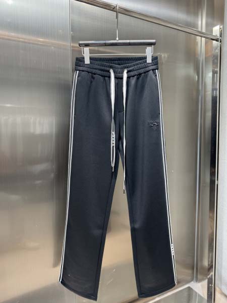 2025年10月26日入荷秋冬新作Pradaズボン高級品/M...