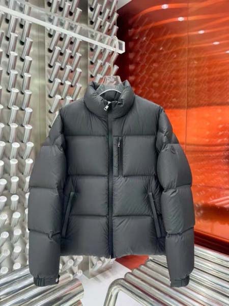2025年10月27日秋冬新作Moncler ダウンジャケッ...