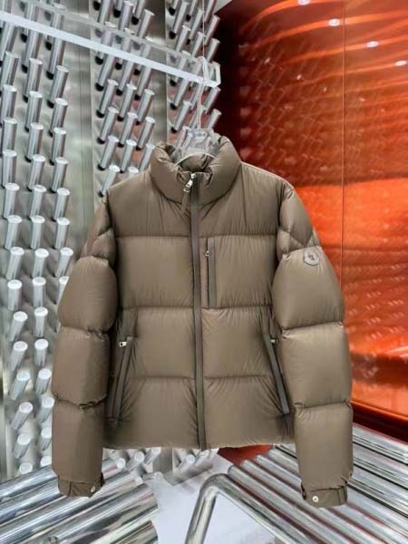 2025年10月27日秋冬新作Moncler ダウンジャケッ...