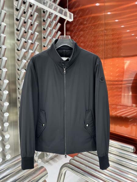 2025年10月27日秋冬新作Moncler ダウンジャケッ...