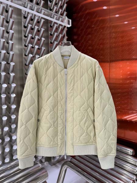 2025年10月27日秋冬新作Burberryダウンジャケッ...