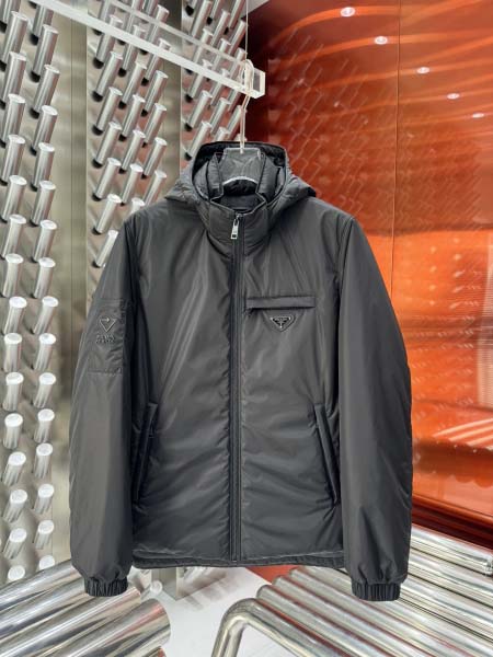 2025年10月27日秋冬新作Pradaダウンジャケット高品...