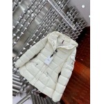 2025年10月27日秋冬新作Moncler 女性ダウンジャケット高品質超厳選★入手困難/P5工場