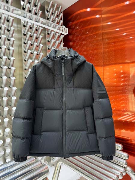 2025年10月27日秋冬新作Burberryダウンジャケッ...