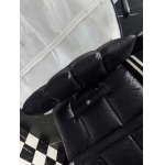 2025年10月27日秋冬新作Gucciダウンジャケット高品質超厳選★入手困難/P5工場