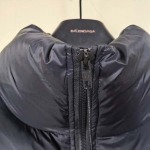 2025年10月28日秋冬新作Balenciagaダウンジャケット高品質人気商品/LDF工場