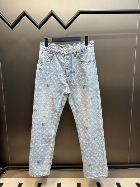 2025年10月28日秋冬新作Louis Vuittonデニ...