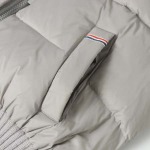 2025年10月30日秋冬新作THOM BROWNEダウンジャケット高品質人気商品/LDF工場