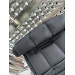 2025年10月30日秋冬新作Pradaダウンジャケット高品質人気商品/LDF工場