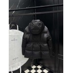 2025年10月30日秋冬新作Moncler 女性ダウンジャケット高品質人気商品/LDF工場