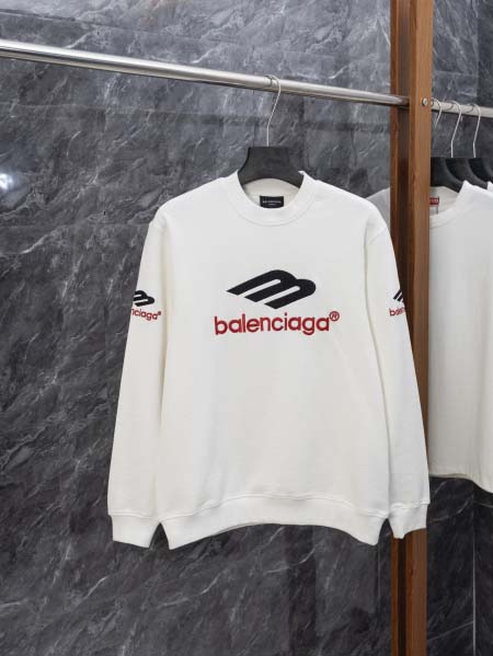 2025年10月30日秋冬新作BALENCIAGAスウェット...