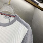 2025年10月31日秋冬新作Thom Browne スウェット高品質人気商品/LDF工場