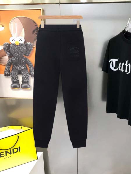 2025年11月4日秋冬新作Burberryズボン高品質人気商品/LDF工場