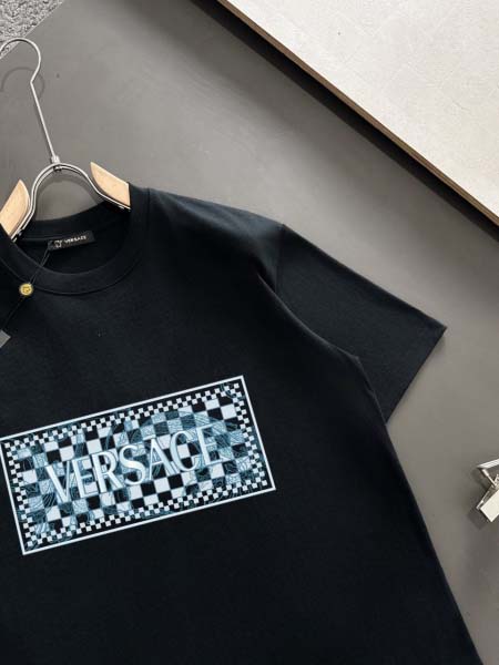 2025年11月4日秋冬新作Versace半袖 tシャツ高品質人気商品/LDF工場