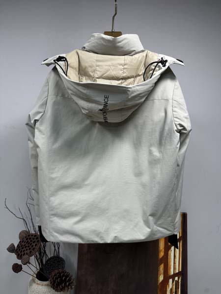 2025年11月14日秋冬新作Monclerダウンジャケット高品質人気商品/QIU工場