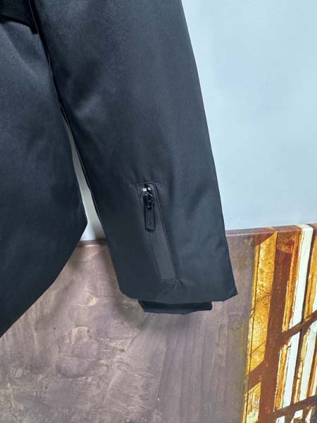 2025年11月14日秋冬新作Fendiダウンジャケット高品質人気商品/QIU工場