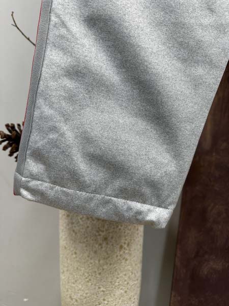 2025年11月14日秋冬新作Thom browneダウンジャケット上下高品質人気商品/QIU工場