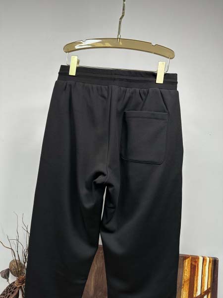 2025年11月14日秋冬新作HERMESダウンジャケット上下高品質人気商品/QIU工場