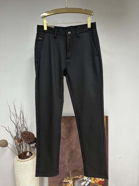 2025年11月17日秋冬新作Burberryスラックス高品質人気商品/QIU工場