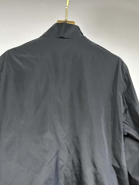 2025年11月17日秋冬新作Pradaジャケット高品質人気商品/QIU工場