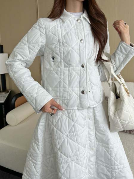 2025年11月18日入荷秋冬新作Dior 上下ファッション/誕生日プレゼント/贈り物 can工場