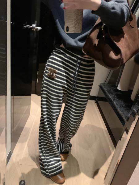 2025年11月18日入荷秋冬新作CHANEL セーター+ズボンファッション/誕生日プレゼント/贈り物 can工場