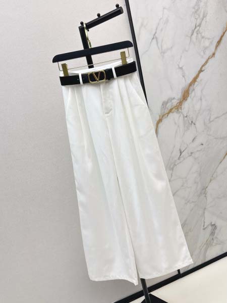 2025年11月18日入荷秋冬新作VALENTINO ズボン ファッション/誕生日プレゼント/贈り物 can工場