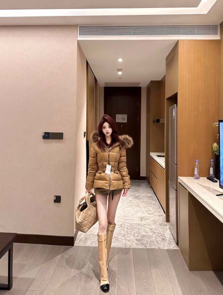 2025年11月18日入荷秋冬新作Moncler ダウンジャケット ファッション/誕生日プレゼント/贈り物 can工場