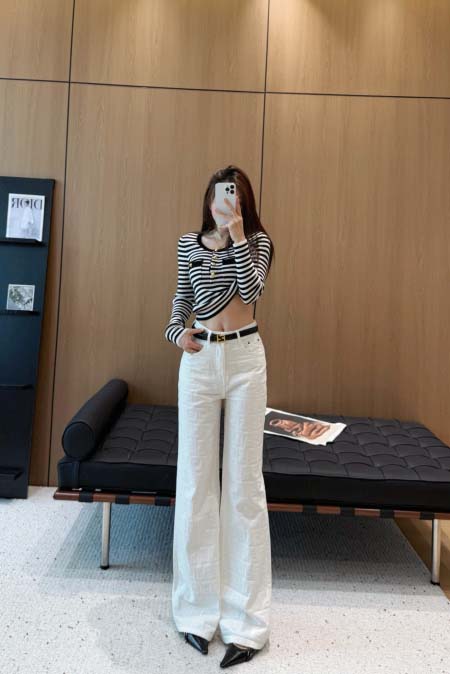 2025年11月18日入荷秋冬新作Fendi ジーパンファッション/誕生日プレゼント/贈り物 can工場