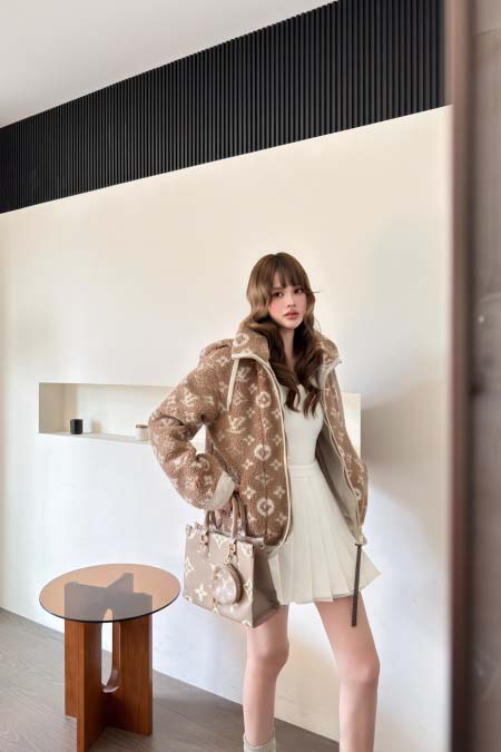 2025年11月20日入荷秋冬新作ルイヴィトンジャケット ファッション/誕生日プレゼント/贈り物 can工場