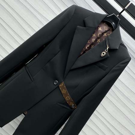 2025年11月20日入荷秋冬新作ルイヴィトンファッション/誕生日プレゼント/贈り物 can工場