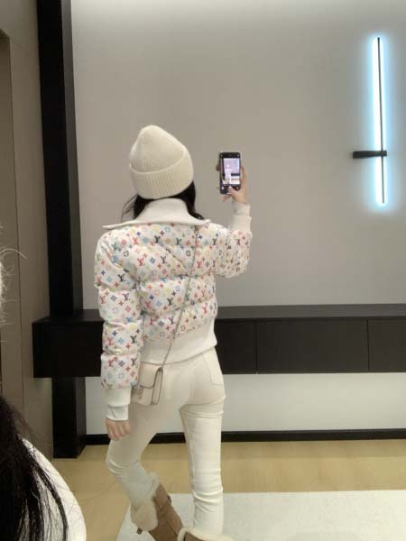 2025年11月20日入荷秋冬新作ルイヴィトンジャケットファッション/誕生日プレゼント/贈り物 can工場