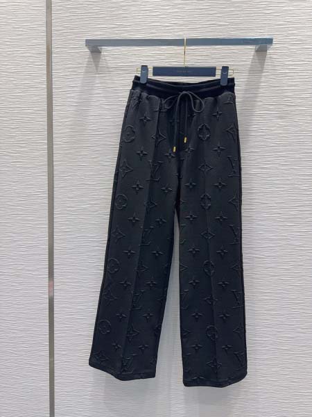 2025年11月20日入荷秋冬新作ルイヴィトンセットファッション/誕生日プレゼント/贈り物 can工場