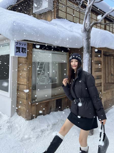 2025年11月22日入荷秋冬新作Pradaダウンジャケットファッション/誕生日プレゼント/贈り物 can工場